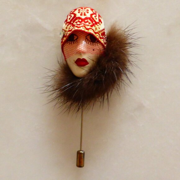 Beautiful Vintage Flapper Stick Pin Brooch 1970s Collectible, Handpainted France - Picture 1 of 7